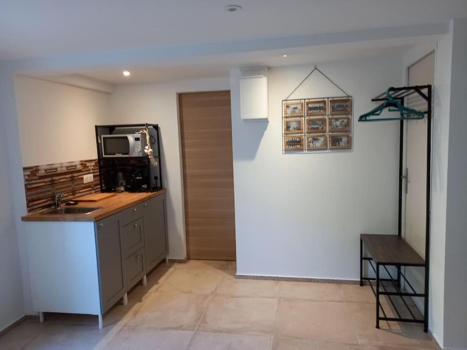 Les Myosotis Cavaillon/petit Luberon Apartment